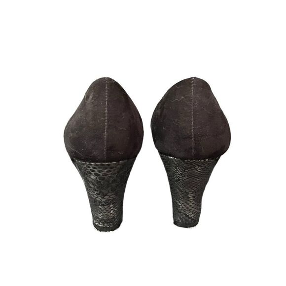 Aerosoles black suede wedges. Size 7 - Picture 9 of 9